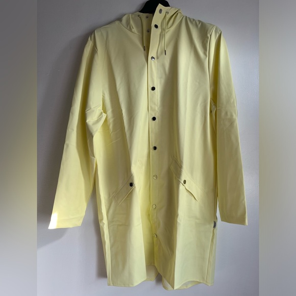 NWT RAINS Unisex Long Waterproof Jacket Full Snap Hood Pockets Sizes S,M, L. - Picture 5 of 10